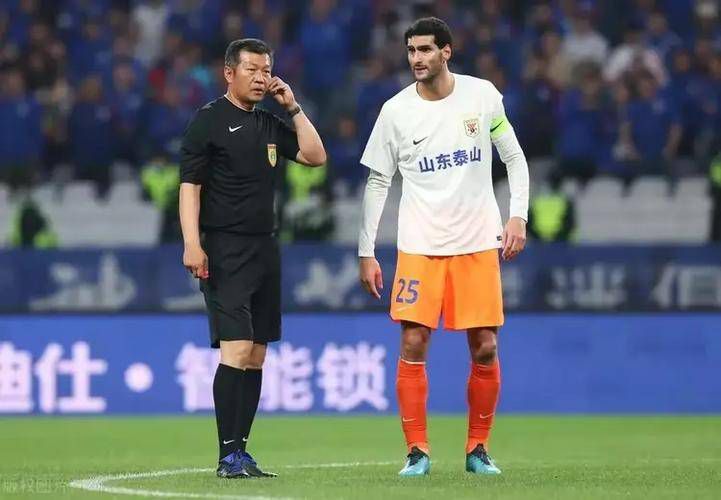 服务员议政师